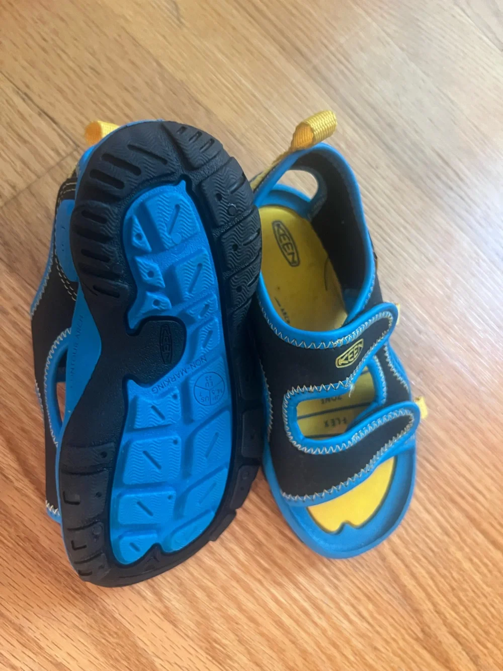 KEEN Kids' Knotch Creek Open Toe Sandals shoes